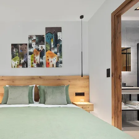 The Wellside Corfu (city)