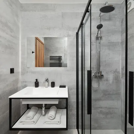 The Wellside Апартаменты